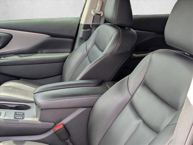Certified 2024 Nissan Murano SV w/ SV Midnight Edition Package FWD image 12