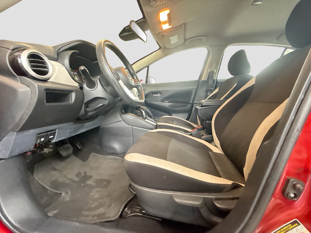 Used 2022 Nissan Versa SV FWD image 22