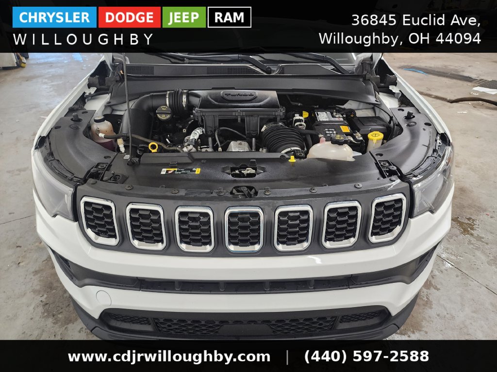 Used 2024 Jeep Compass Latitude AWD/4WD image 34