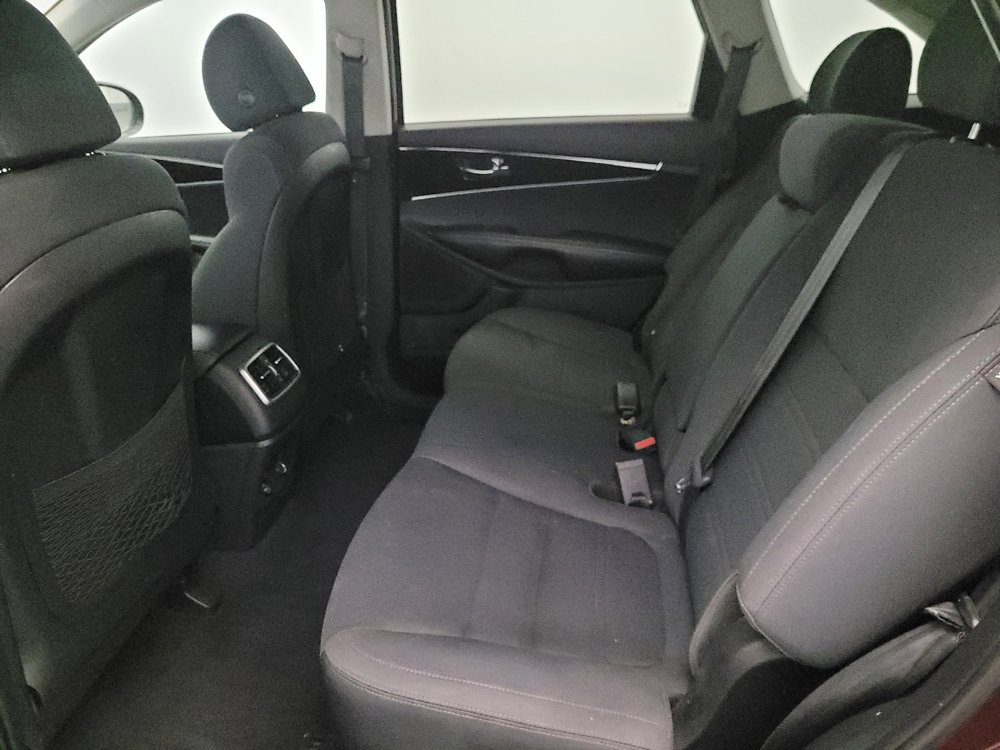 Used 2019 Kia Sorento AWD w/ LX Convenience Package image 18