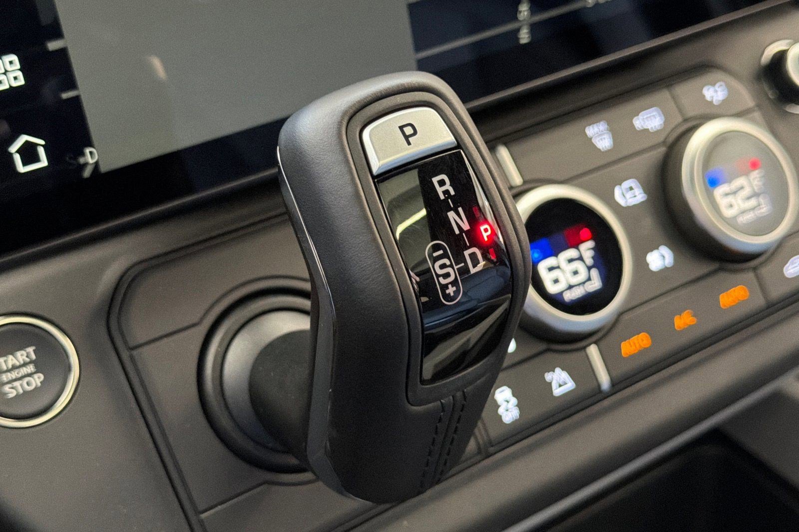 New 2026 Land Rover Defender 110 X AWD/4WD image 17