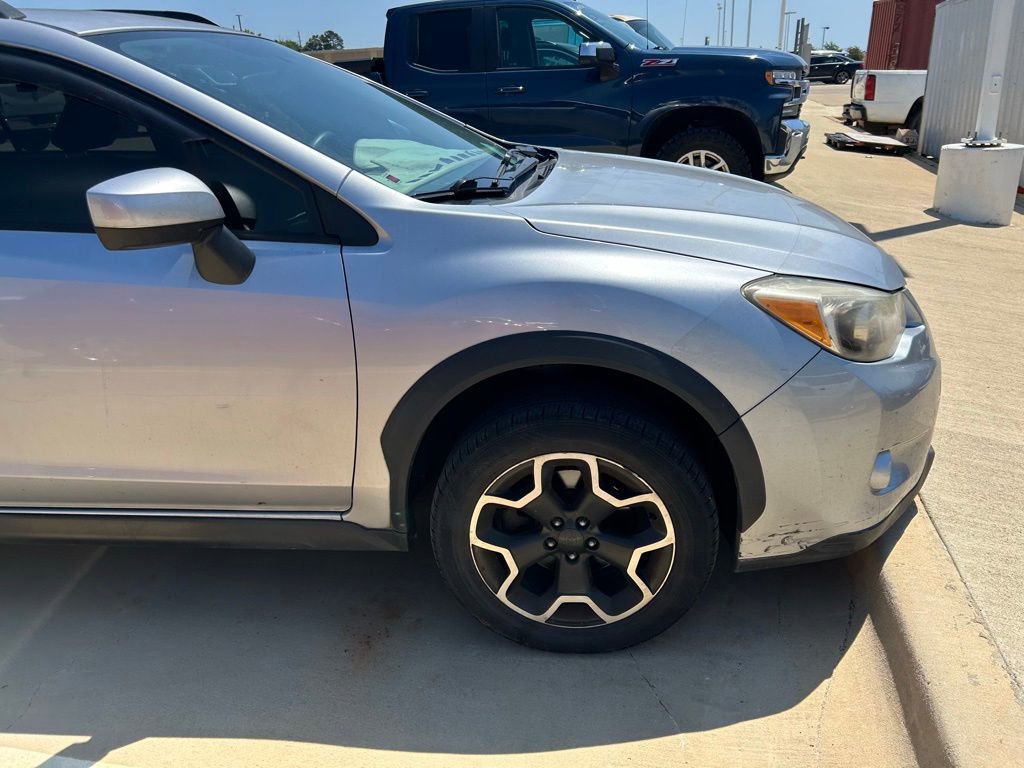 Used 2015 Subaru Crosstrek 2.0i Premium AWD/4WD image 2