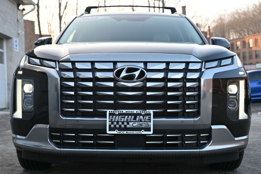 Used 2023 Hyundai Palisade Calligraphy image 10