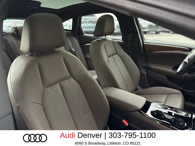 Used 2025 Audi A6 e-tron Premium Plus w/ Premium Plus AWD/4WD image 11