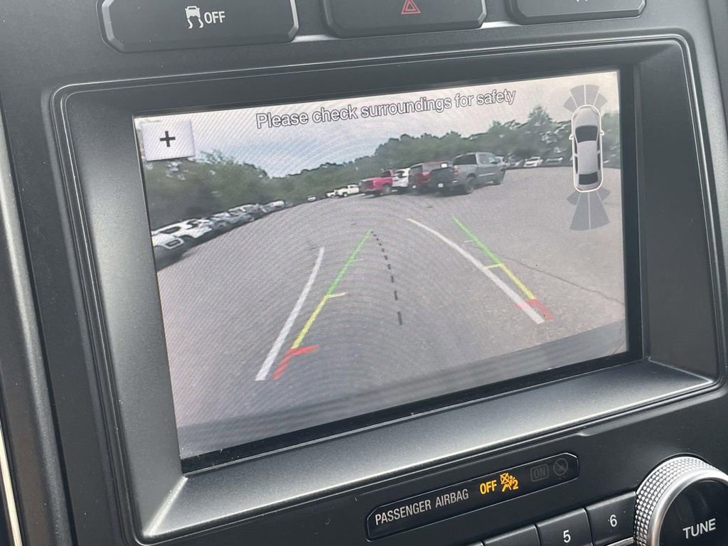 Used 2019 Ford Expedition Limited RWD image 24