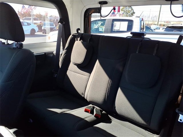 Used 2022 Jeep Wrangler Sport S image 6