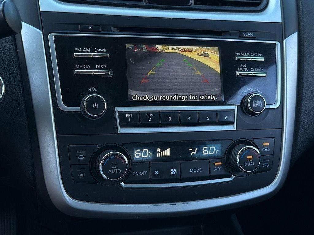 Used 2017 Nissan Altima 2.5 SV FWD image 13