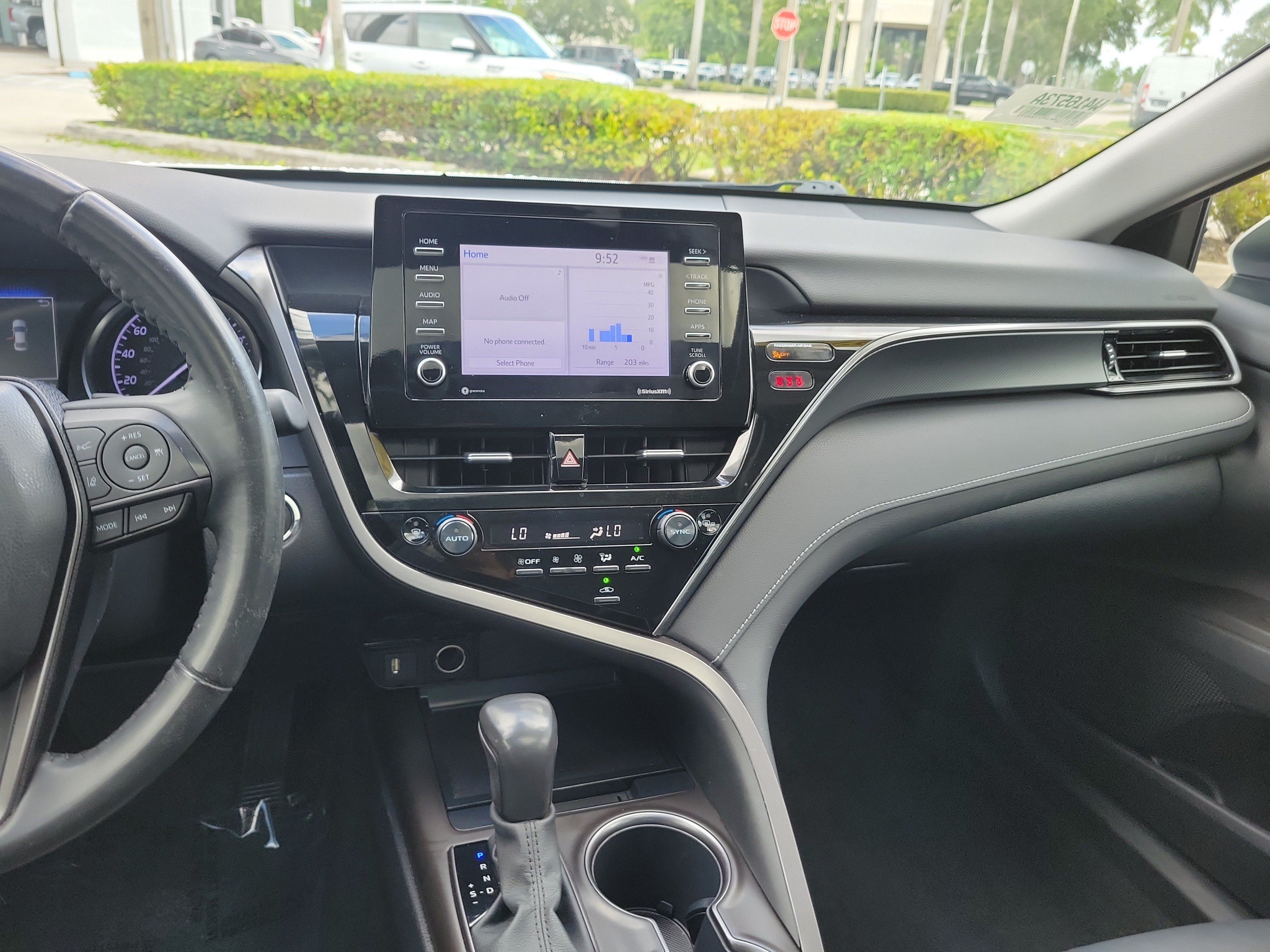 Used 2023 Toyota Camry SE w/ Convenience Package FWD image 17