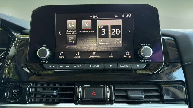 Used 2025 Nissan Pathfinder SV AWD/4WD image 29