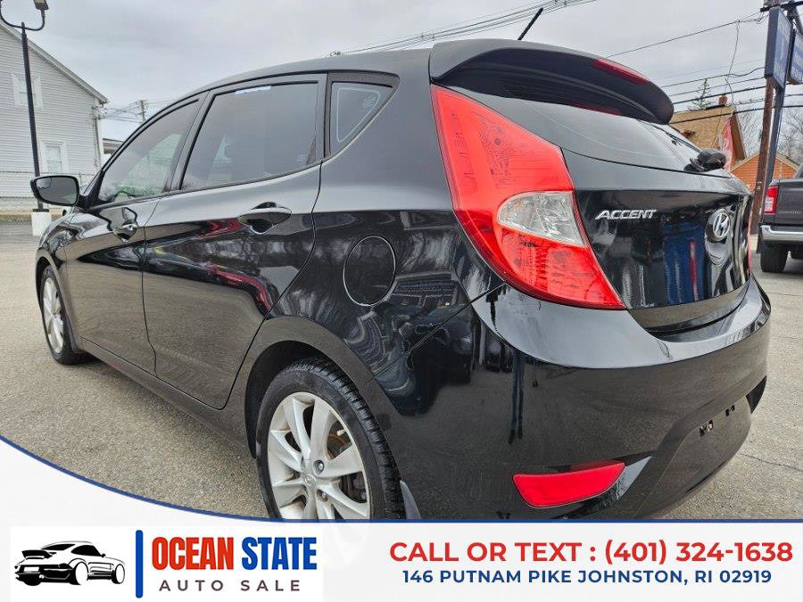 Used 2014 Hyundai Accent SE w/ Option Group 3 image 3