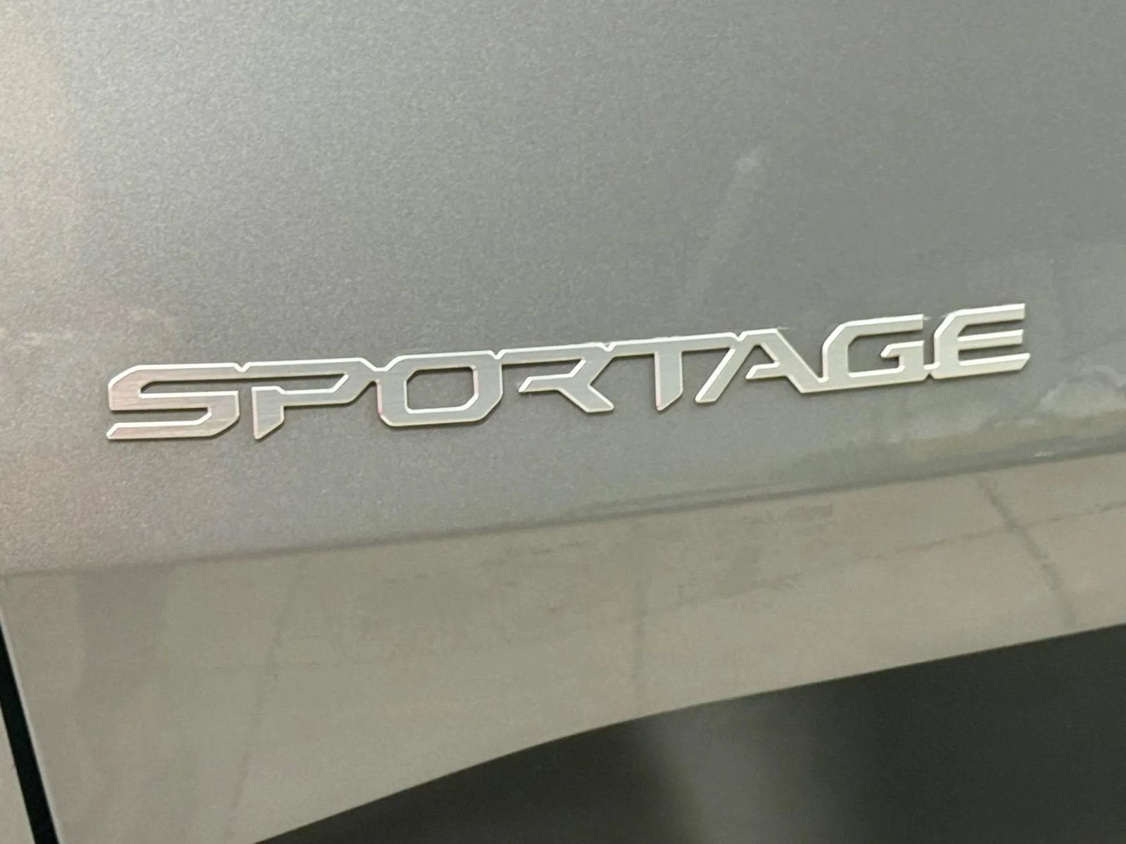 Used 2023 Kia Sportage LX FWD image 13