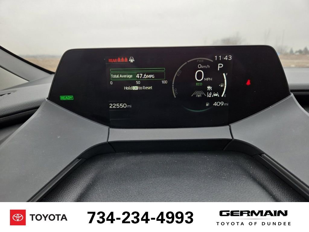 Used 2025 Toyota Prius LE image 25