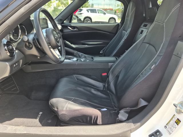 Used 2020 MAZDA MX-5 Miata Sport RWD image 21