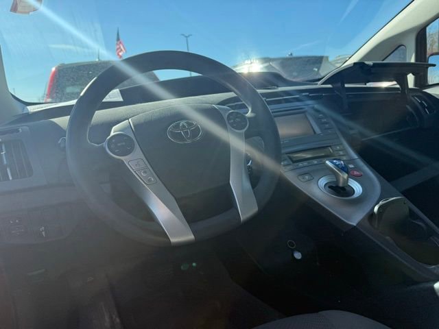 Used 2014 Toyota Prius Three image 5