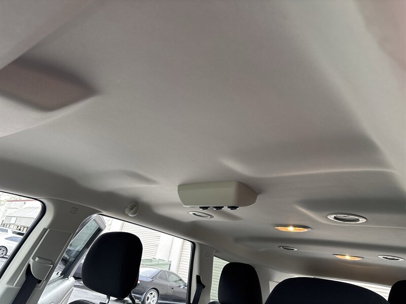 Used 2016 Dodge Journey SE w/ Flexible Seating Group FWD image 18