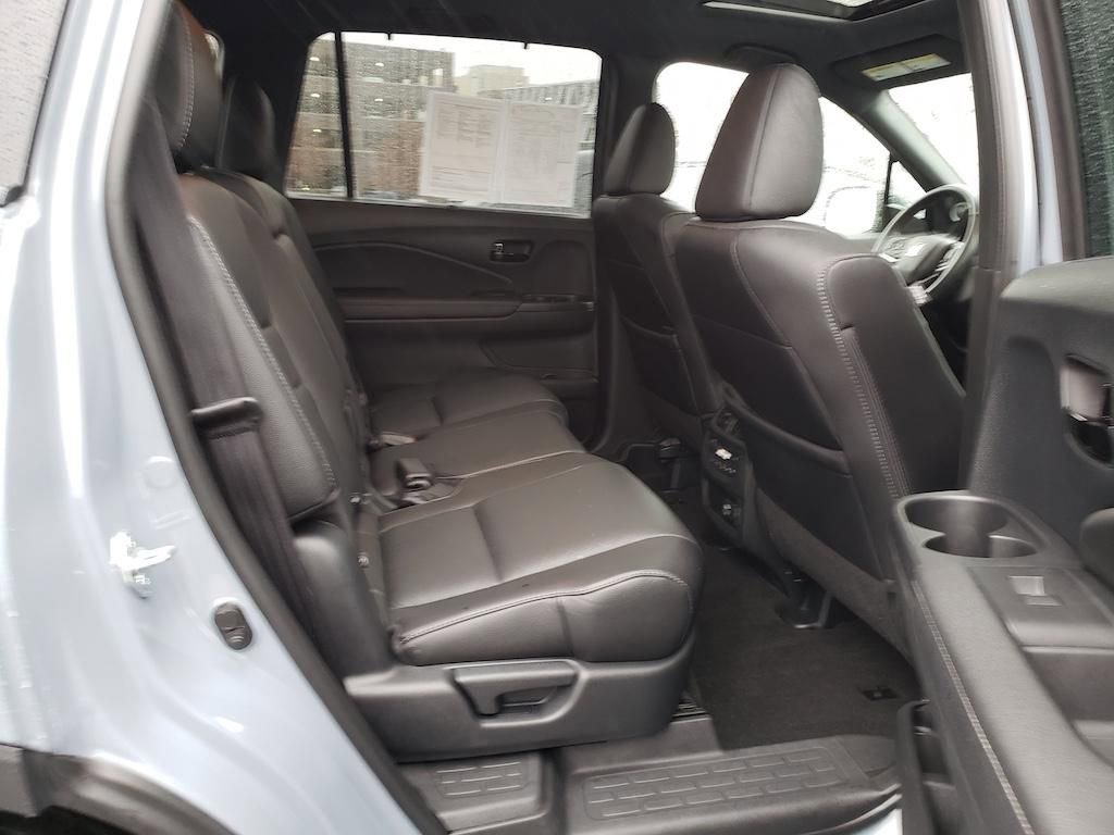 Used 2023 Honda Passport Elite image 30
