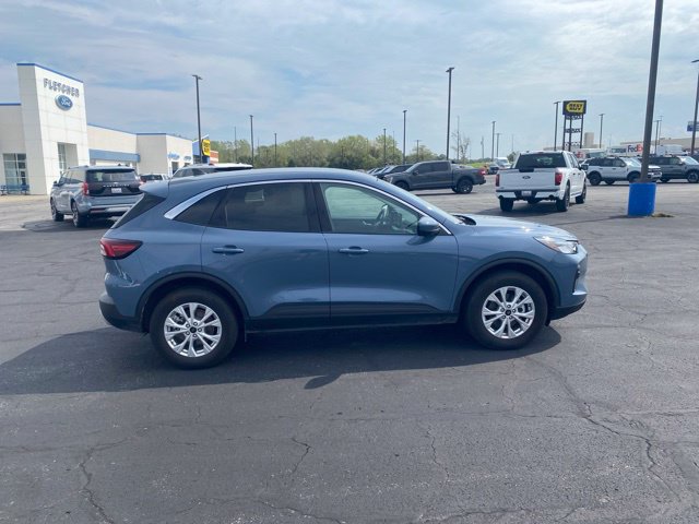 Used 2024 Ford Escape Active w/ Tech Pack #2 AWD/4WD image 7