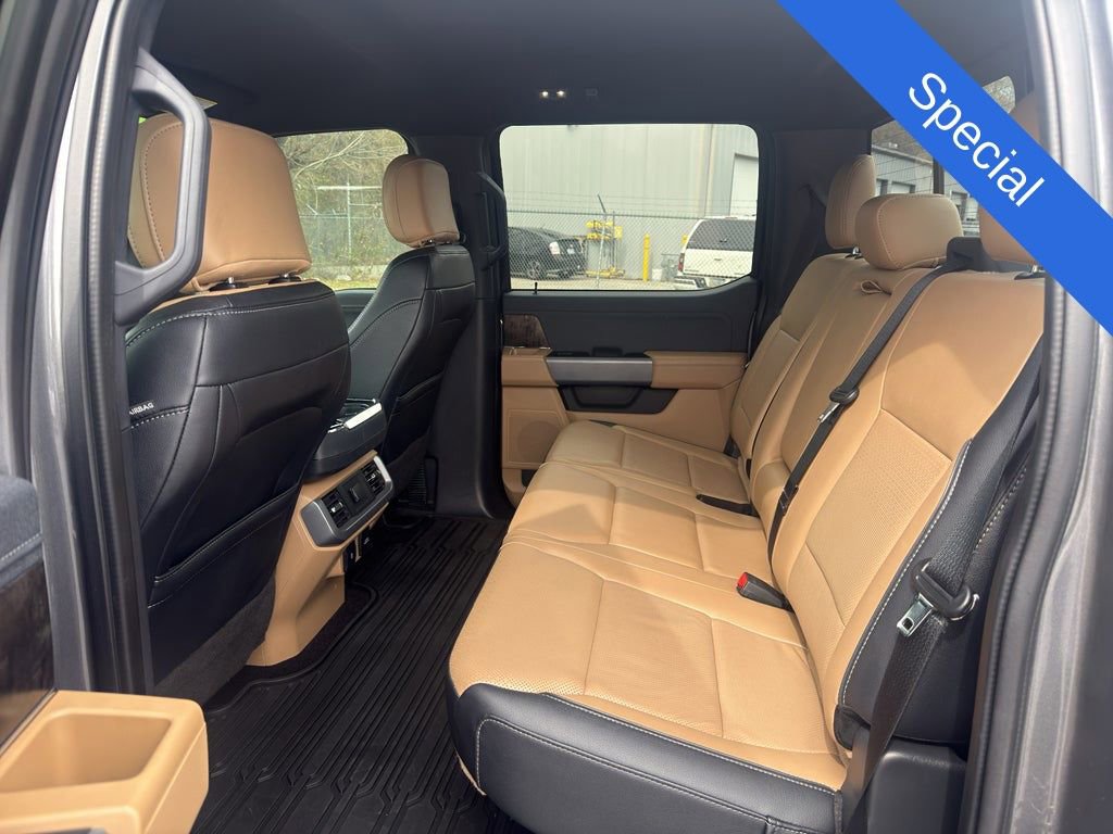 Used 2022 Ford F150 Lariat w/ Trailer Tow Package image 9