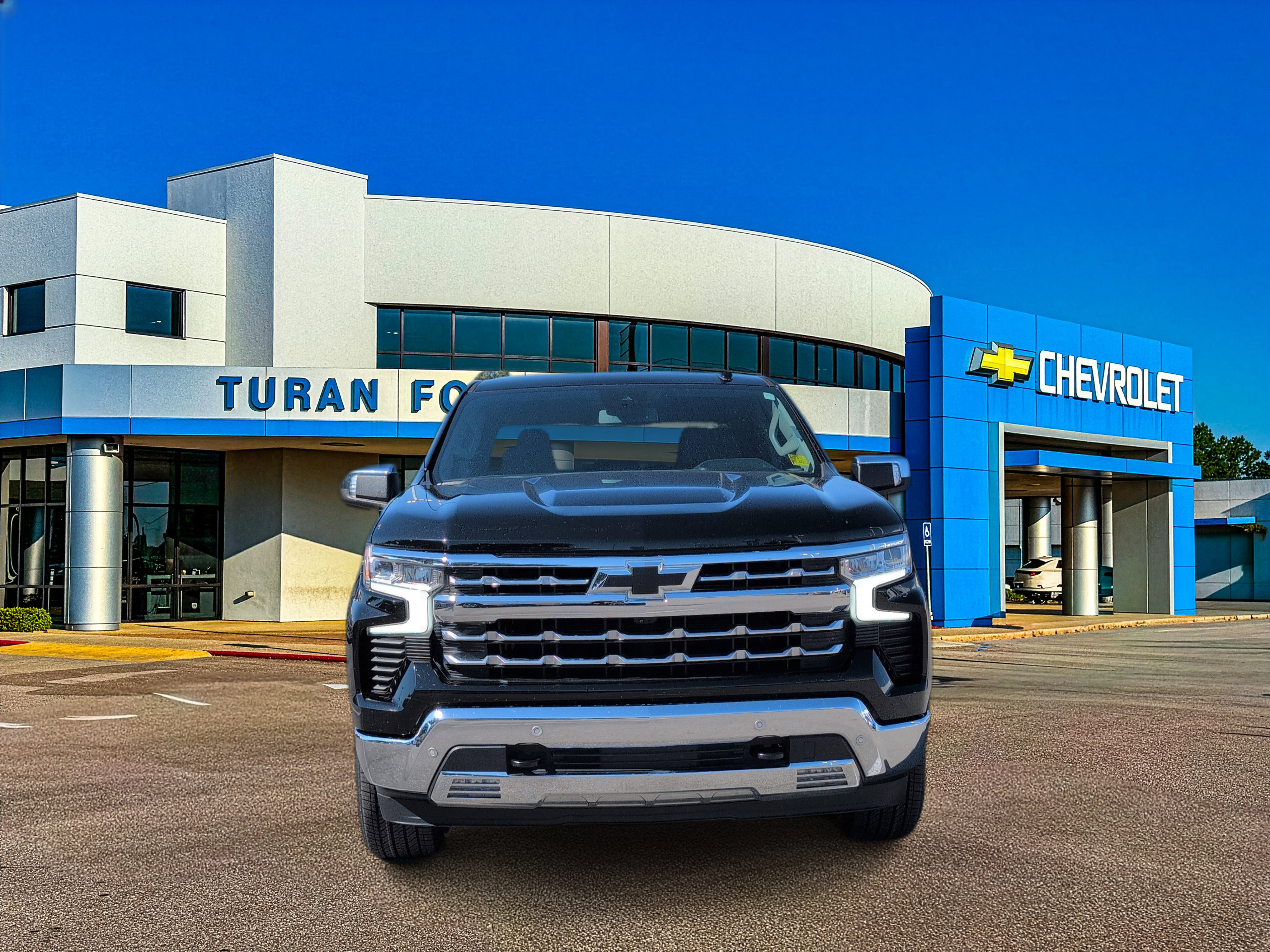 Used 2024 Chevrolet Silverado 1500 LTZ w/ LTZ Convenience Package II image 10