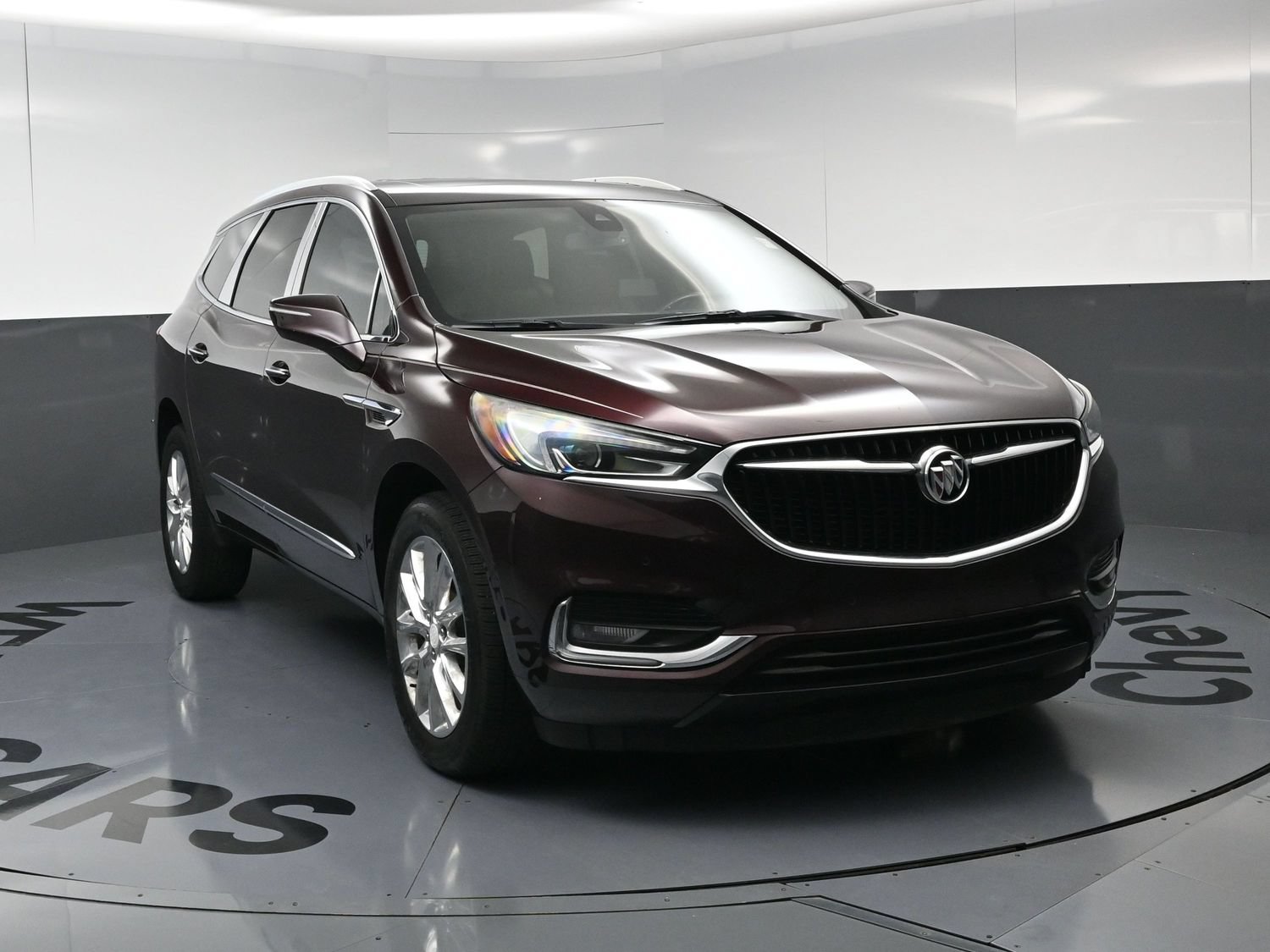 Used 2018 Buick Enclave Premium w/ Experience Buick Package FWD image 3
