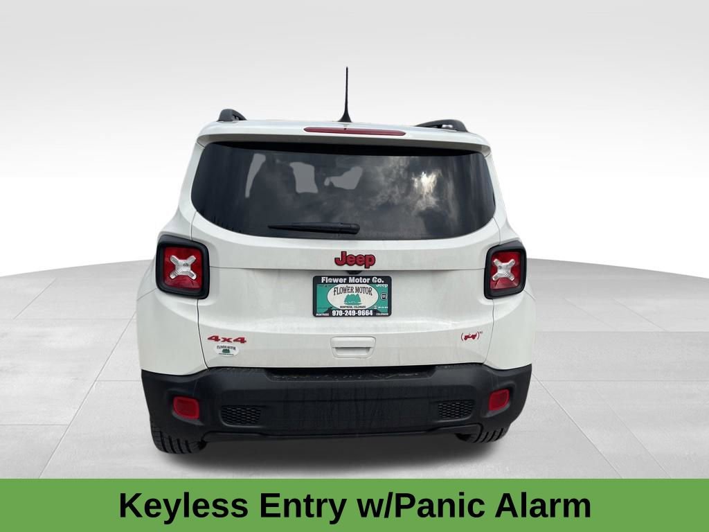 Used 2023 Jeep Renegade Latitude w/ Sun/Sound Group image 15