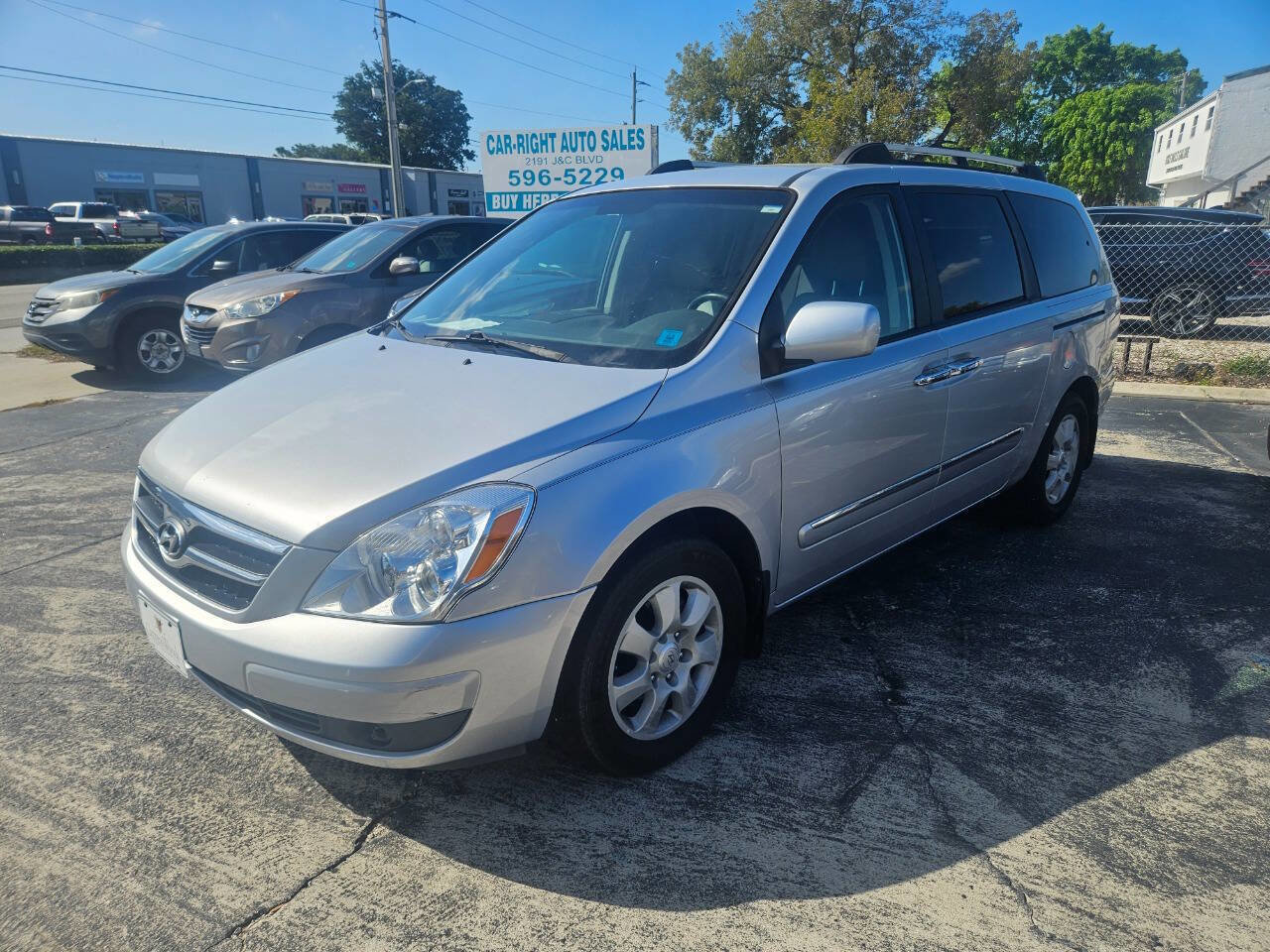 Used 2008 Hyundai Entourage Limited