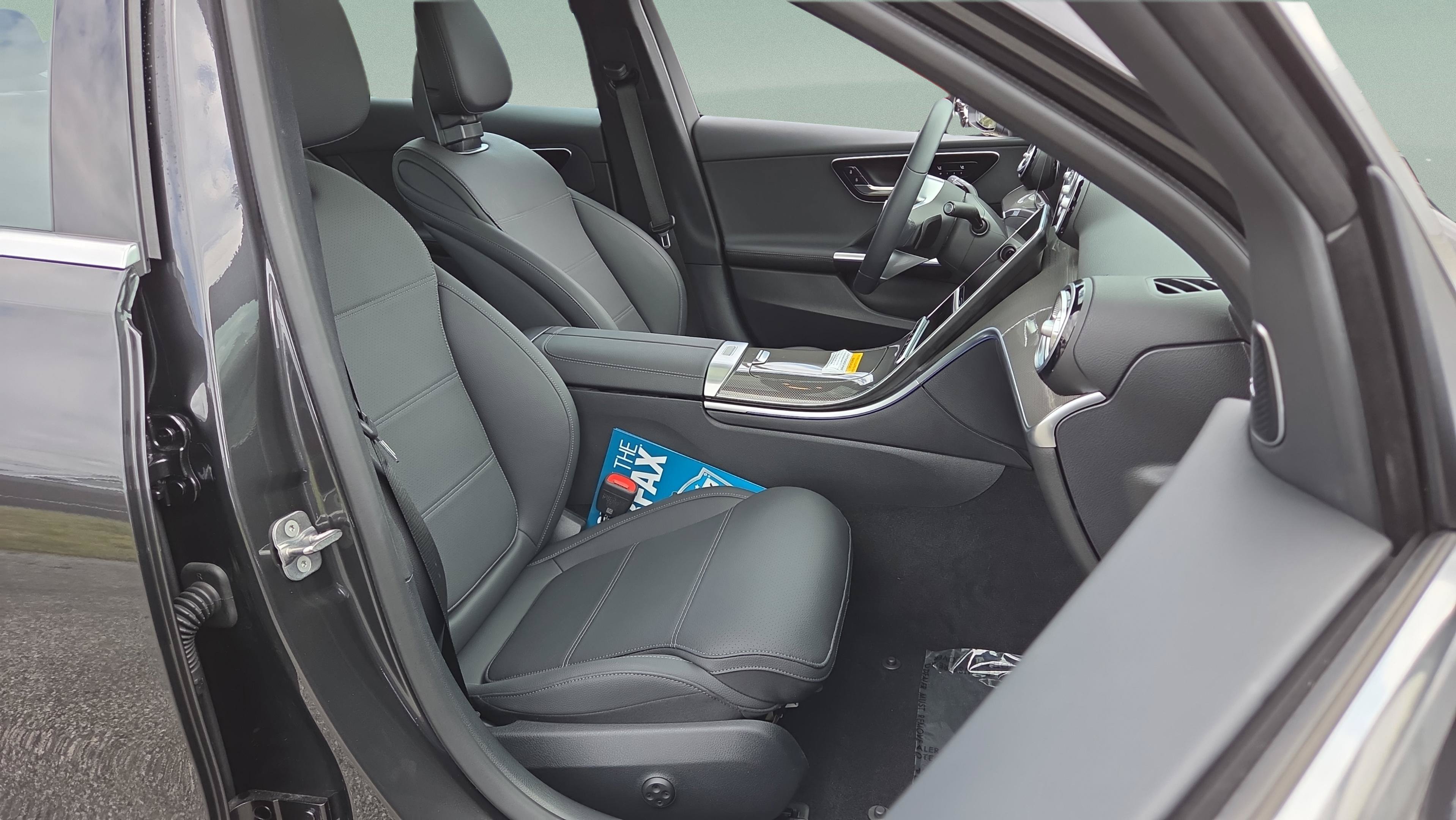 Used 2026 Mercedes-Benz C 300 Sedan image 18