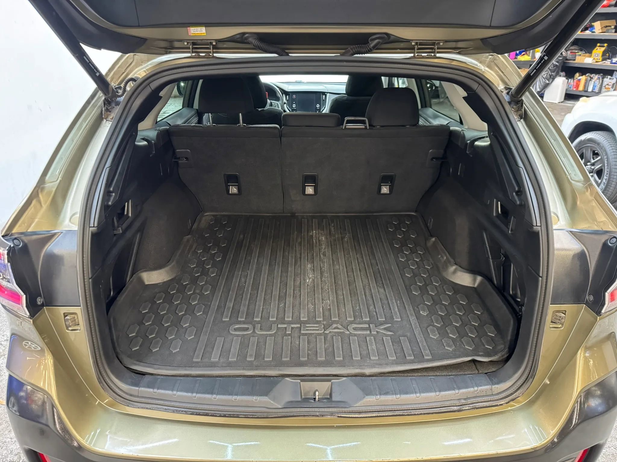 Used 2022 Subaru Outback Premium image 24