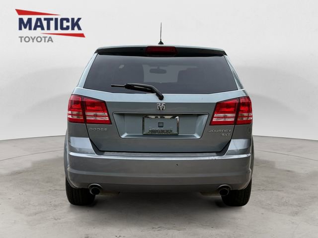 Used 2009 Dodge Journey SXT w/ Chrome Appearance Group FWD image 6