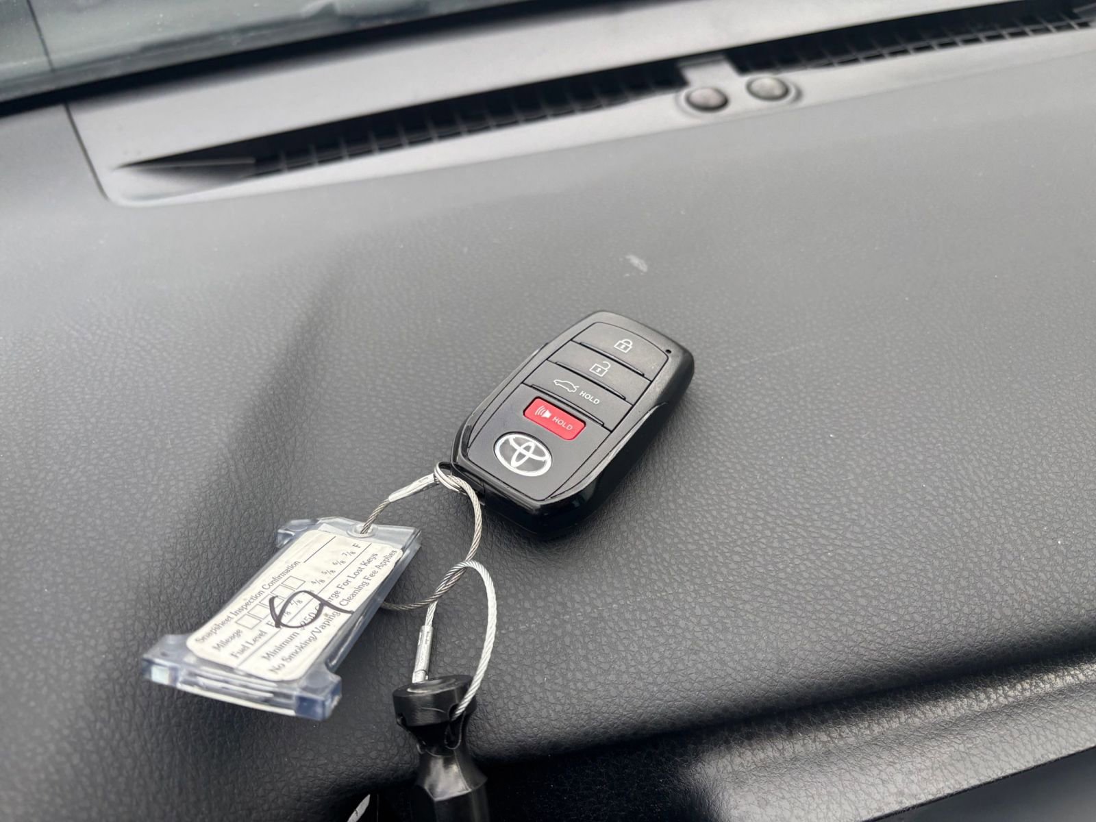 Used 2025 Toyota Camry LE image 21