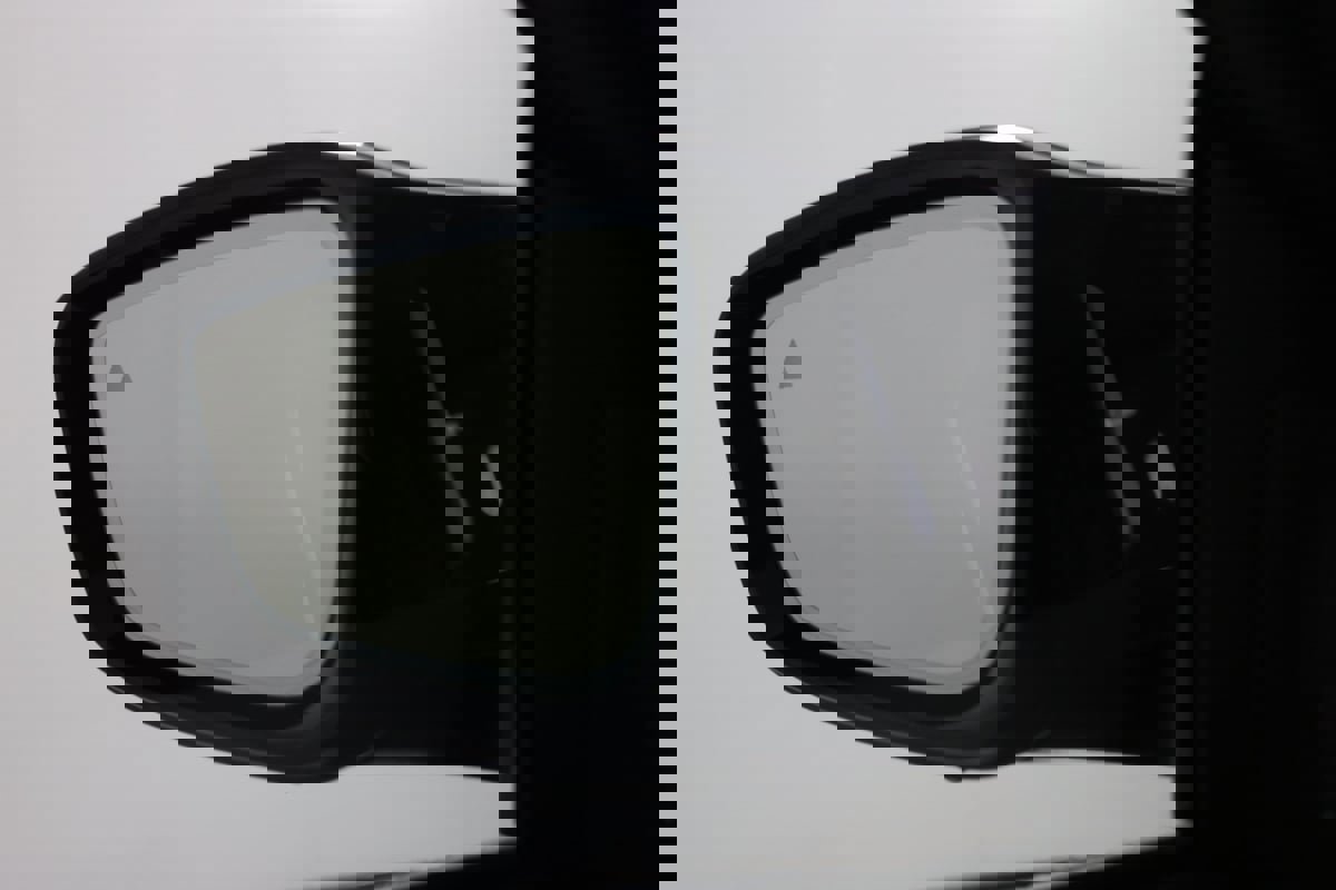 Used 2024 BMW M4 xDrive Competition w/ M Carbon Exterior Package image 17