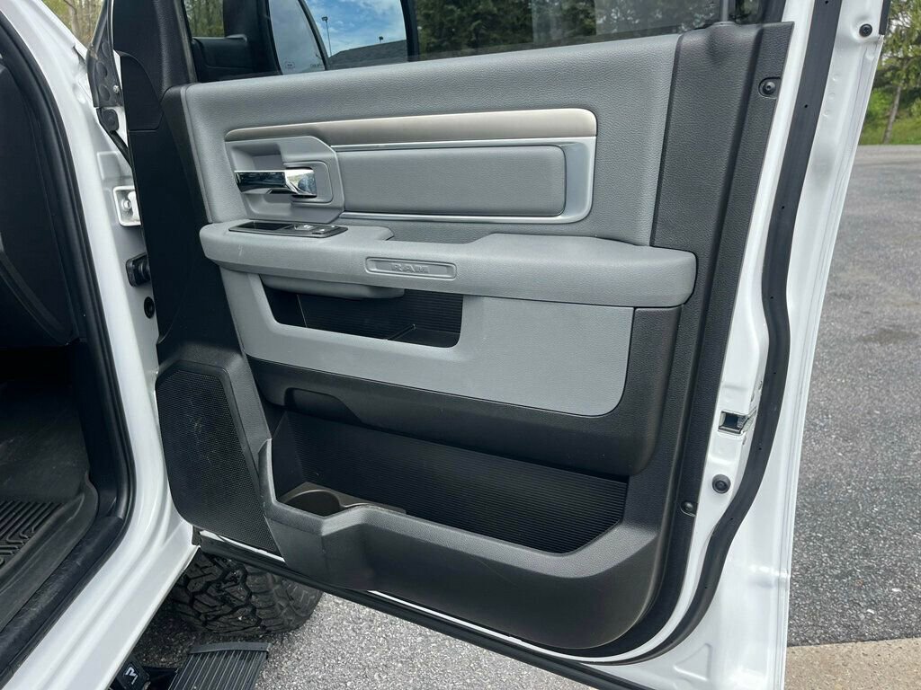 Used 2015 RAM 2500 SLT AWD/4WD image 41