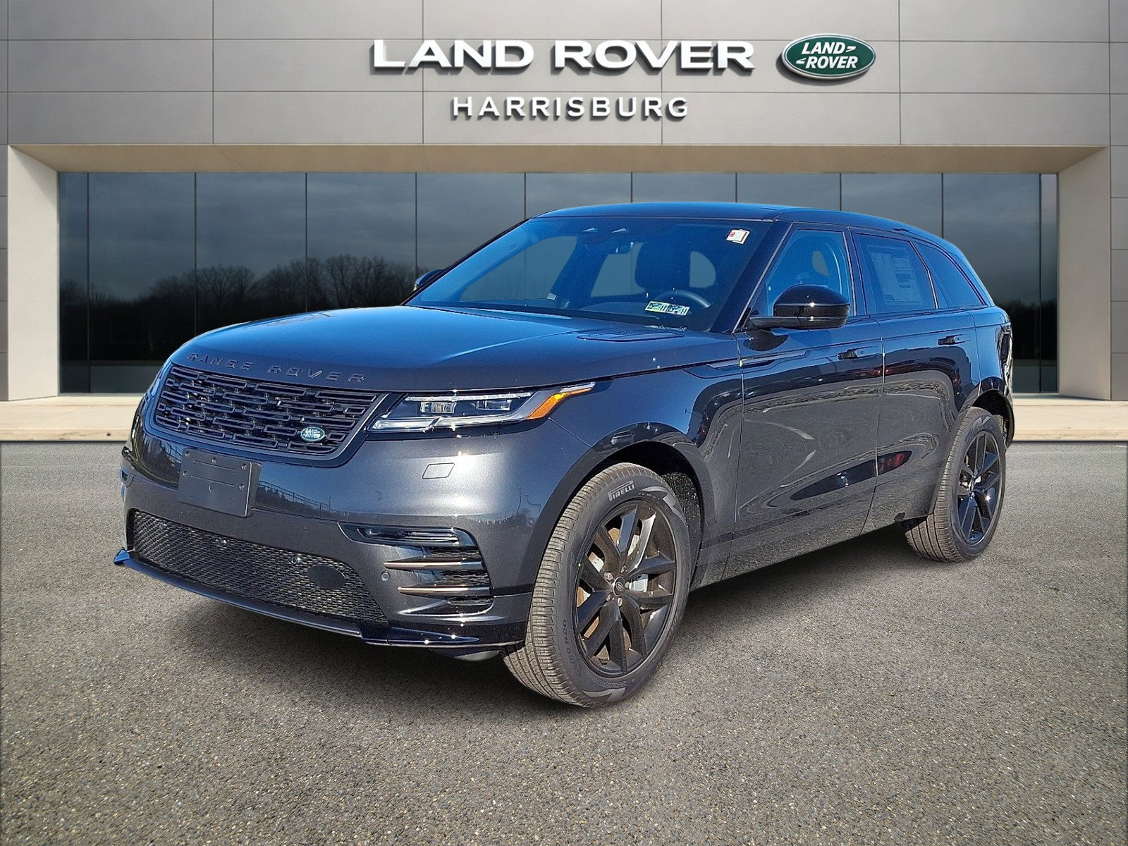 New 2025 Land Rover Range Rover Velar Dynamic SE