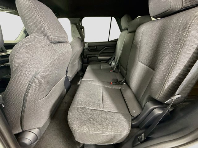 New 2026 Toyota 4Runner SR5 AWD/4WD image 22