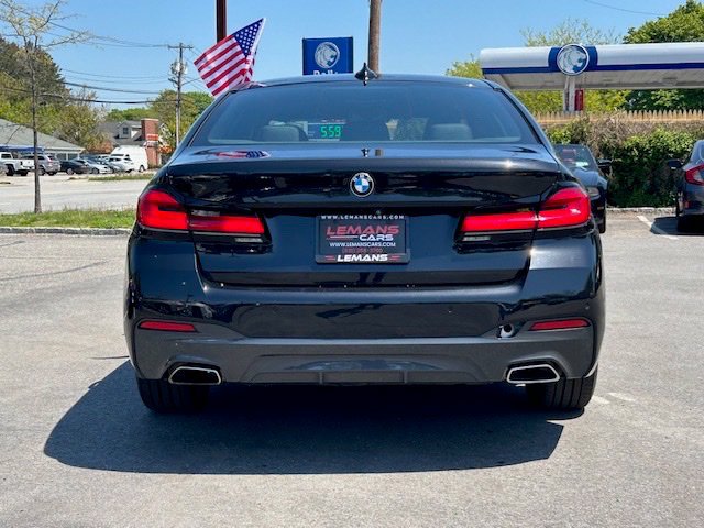 Used 2021 BMW 530i xDrive w/ M Sport Package AWD/4WD image 6