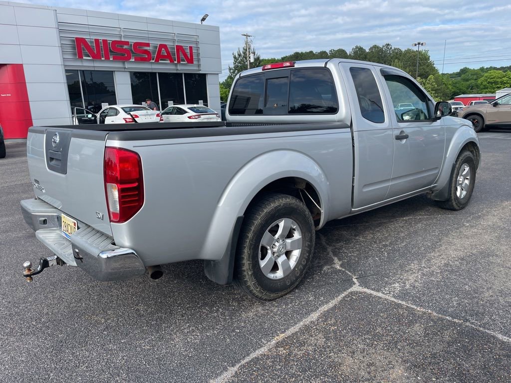 Used 2012 Nissan Frontier SV RWD image 2