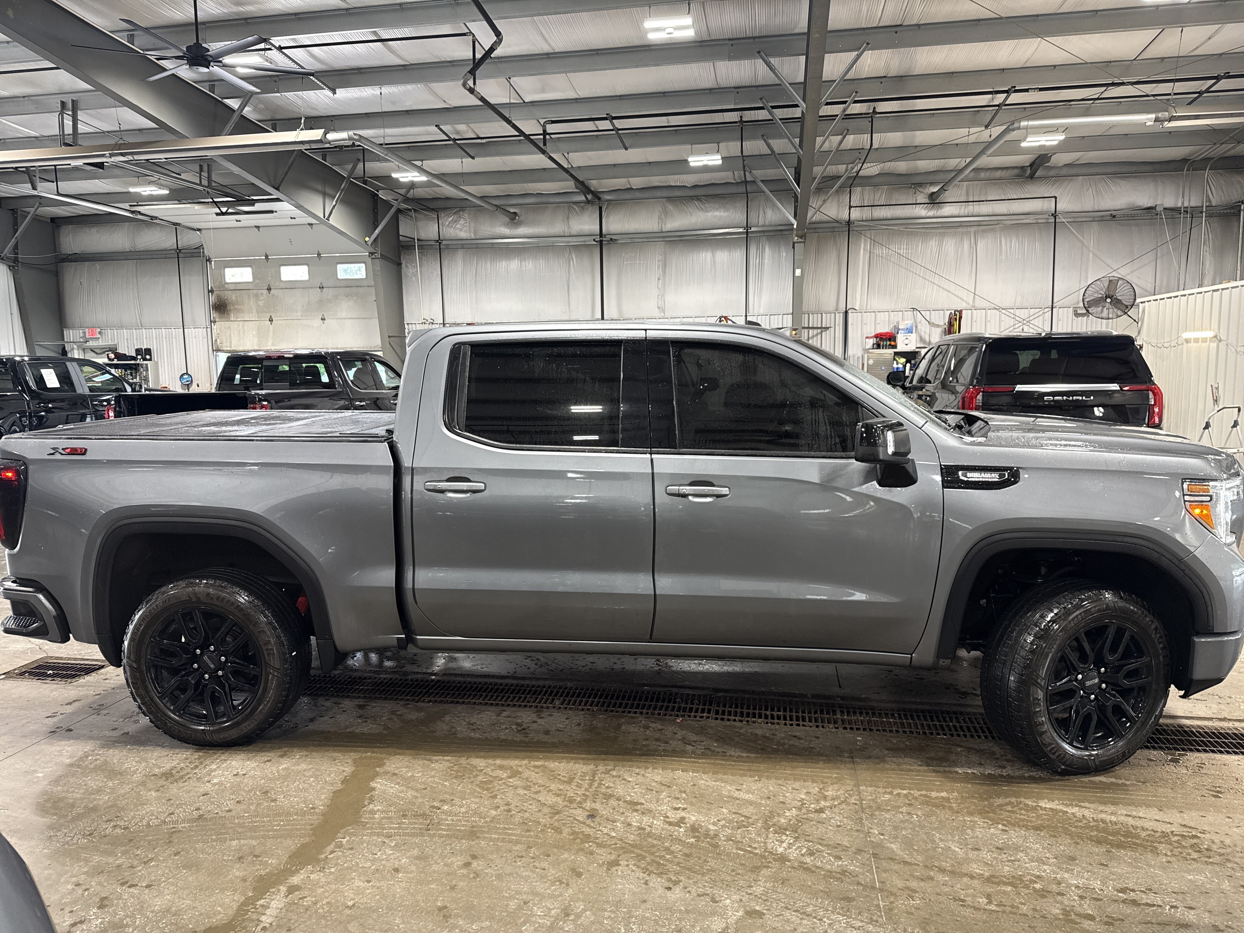 Used 2021 GMC Sierra 1500 Elevation AWD/4WD image 2