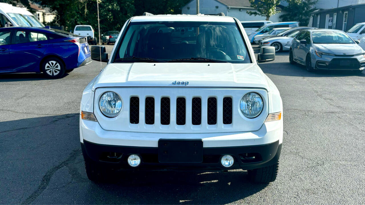 Used 2015 Jeep Patriot Latitude image 2