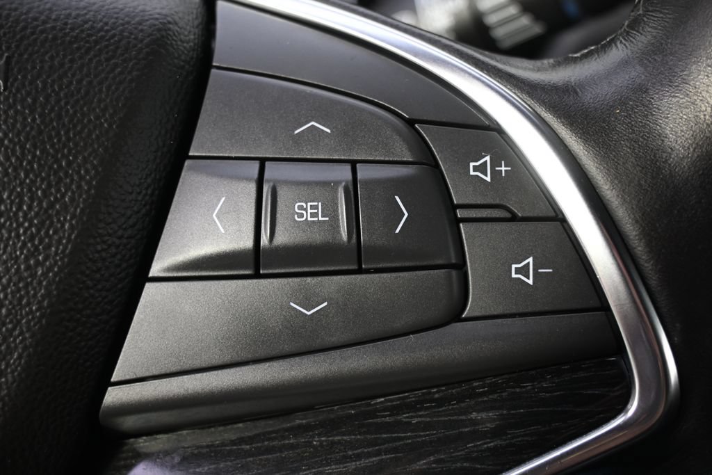 Used 2020 Cadillac XT5 Premium Luxury AWD/4WD image 36