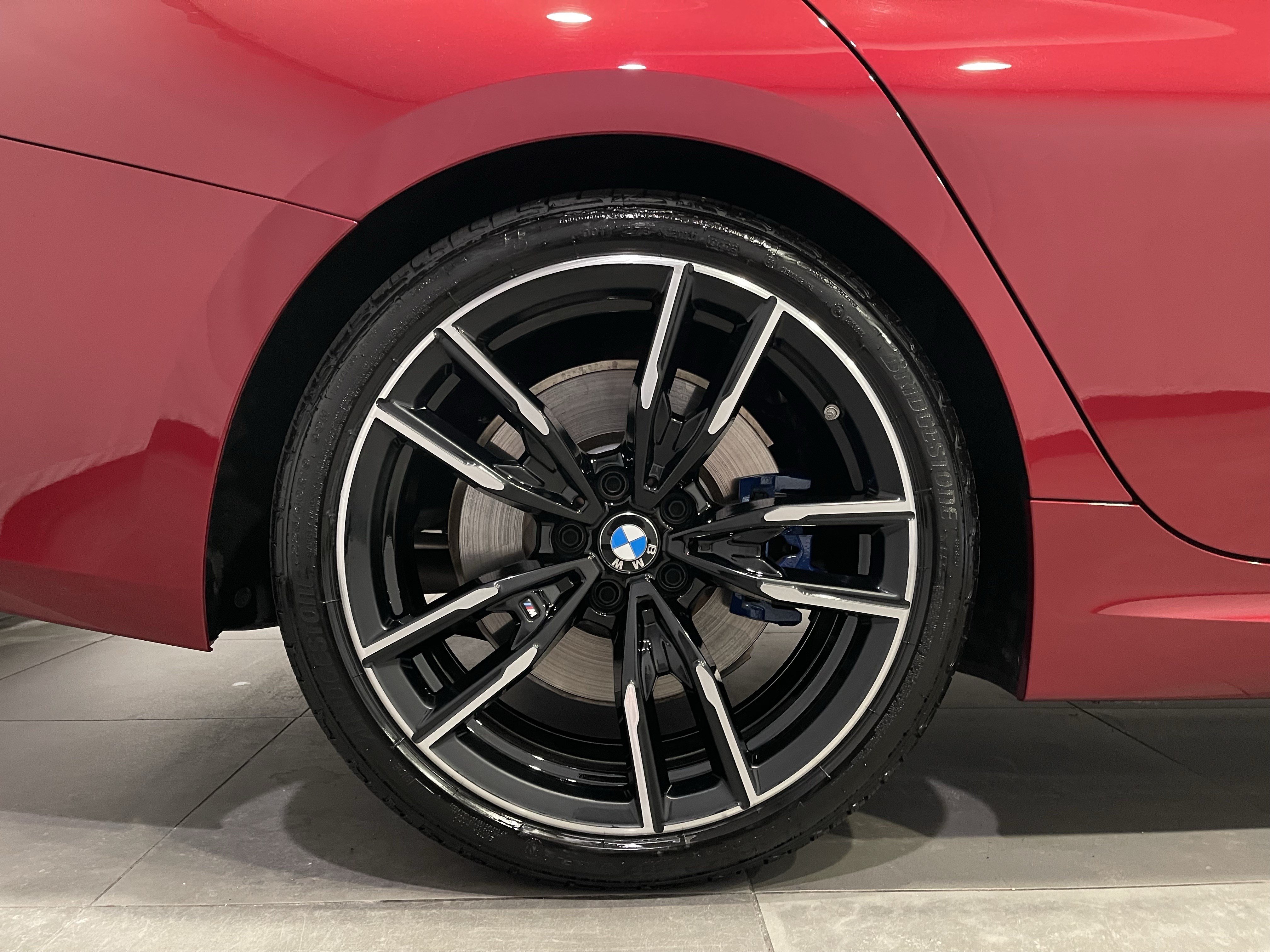 Used 2025 BMW M340i Sedan RWD image 11