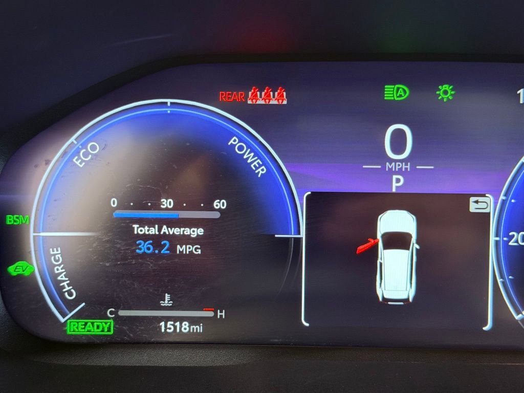 Used 2025 Toyota RAV4 XSE w/ Advanced Technology Package image 26