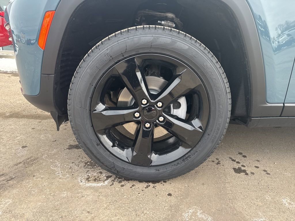 New 2026 Jeep Grand Cherokee Limited image 2