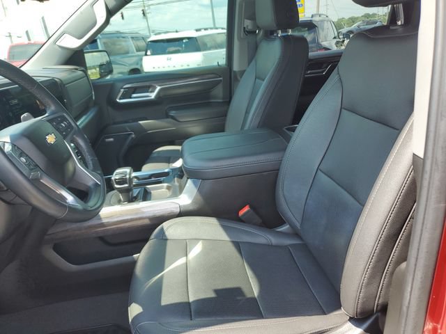 Used 2023 Chevrolet Silverado 1500 LTZ w/ Technology Package AWD/4WD image 17