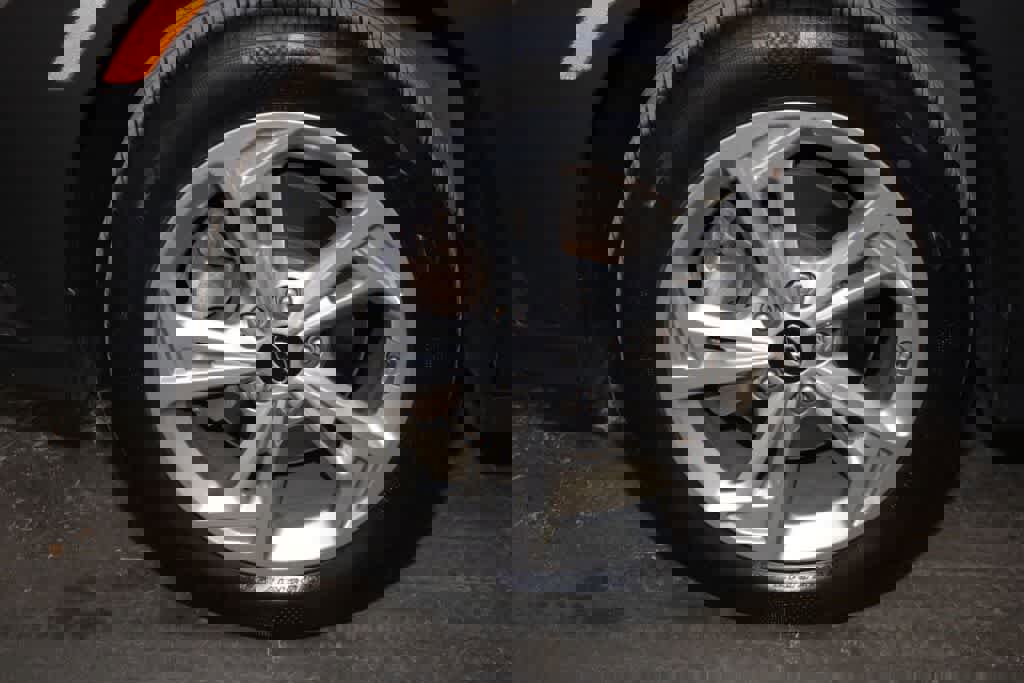 Used 2023 Hyundai Kona SEL AWD/4WD image 34