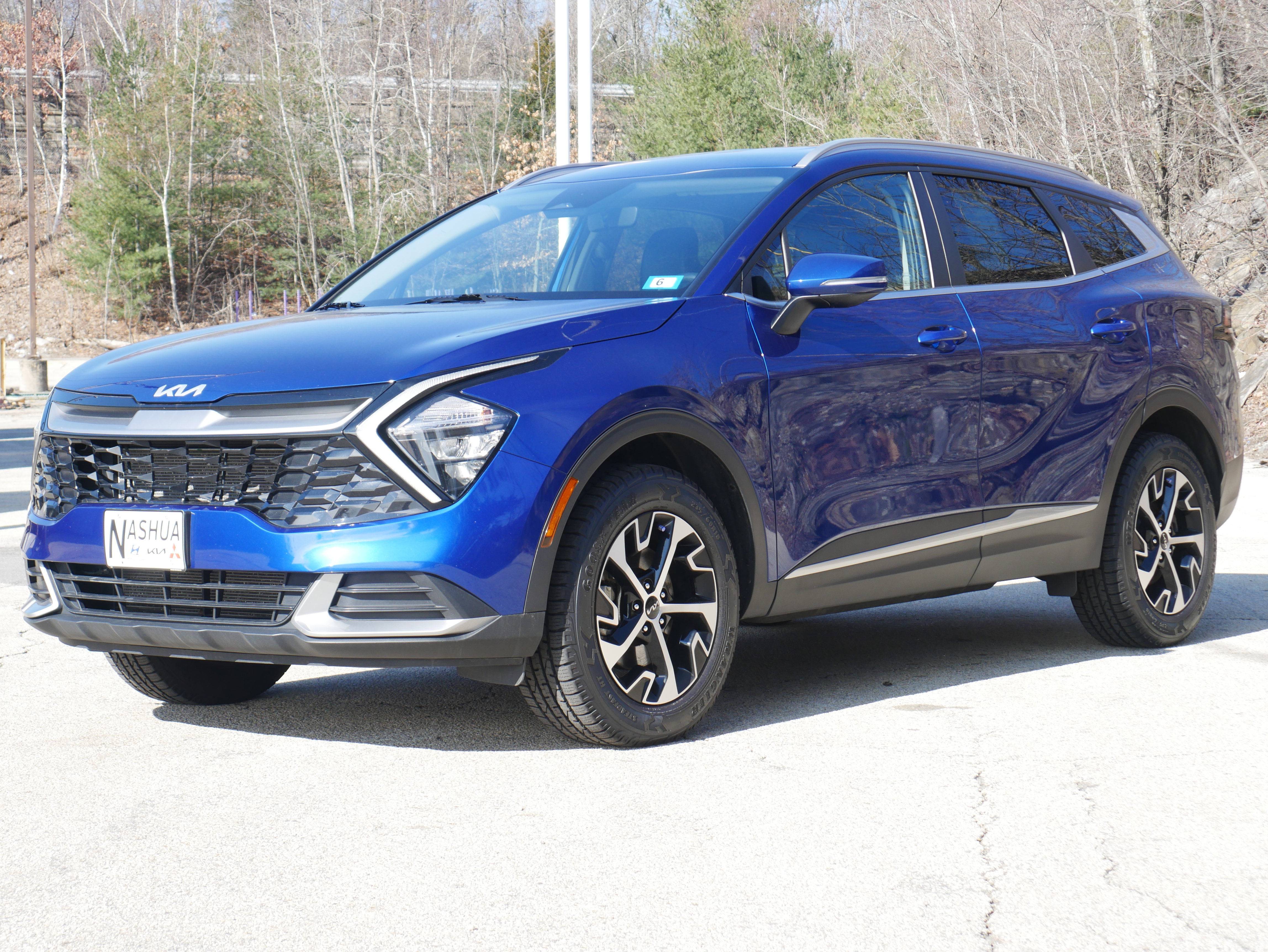 Used 2023 Kia Sportage EX image 1