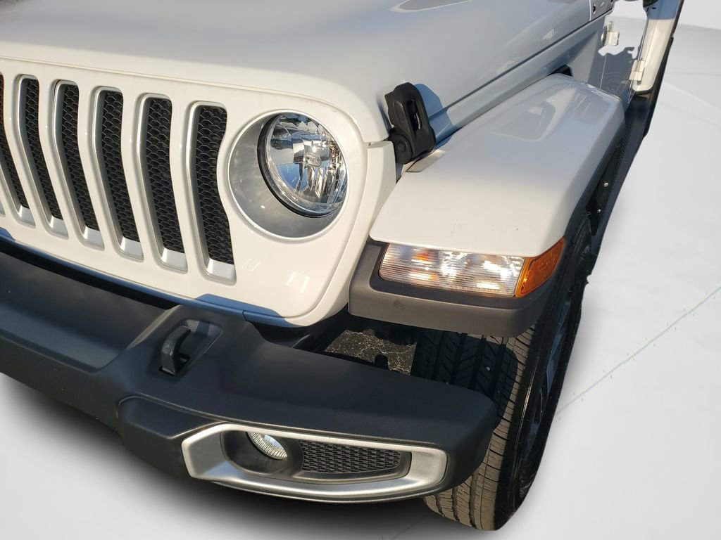 Used 2023 Jeep Wrangler Sahara image 9