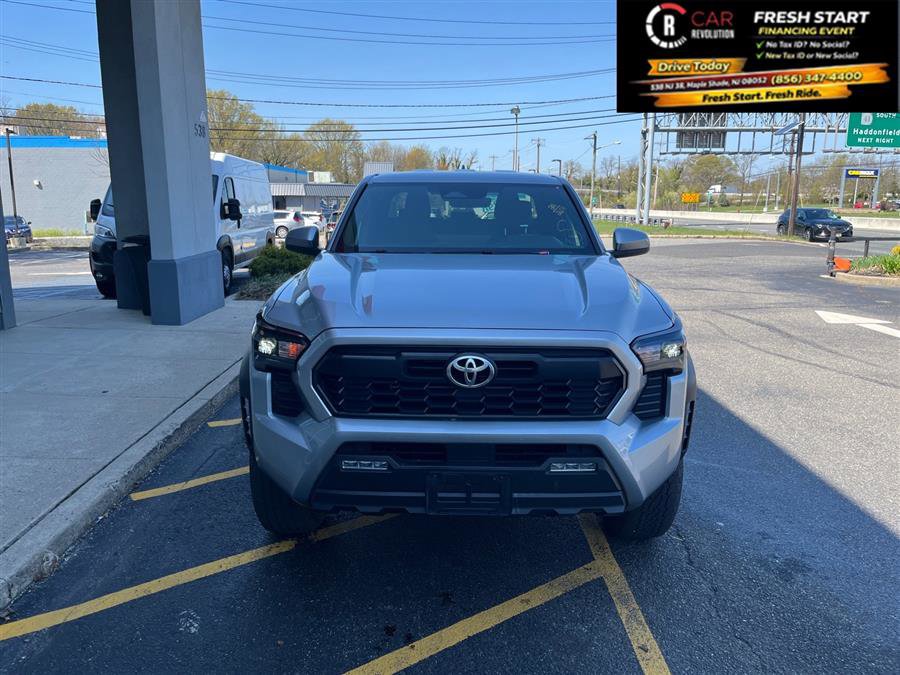 Used 2024 Toyota Tacoma TRD Off-Road AWD/4WD image 3