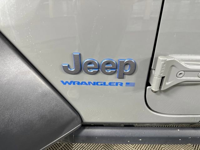 Used 2023 Jeep Wrangler Unlimited w/ Cold Weather Group image 10