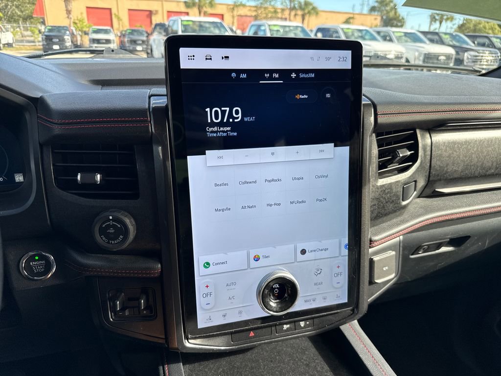 Used 2023 Ford Expedition Max Limited image 21