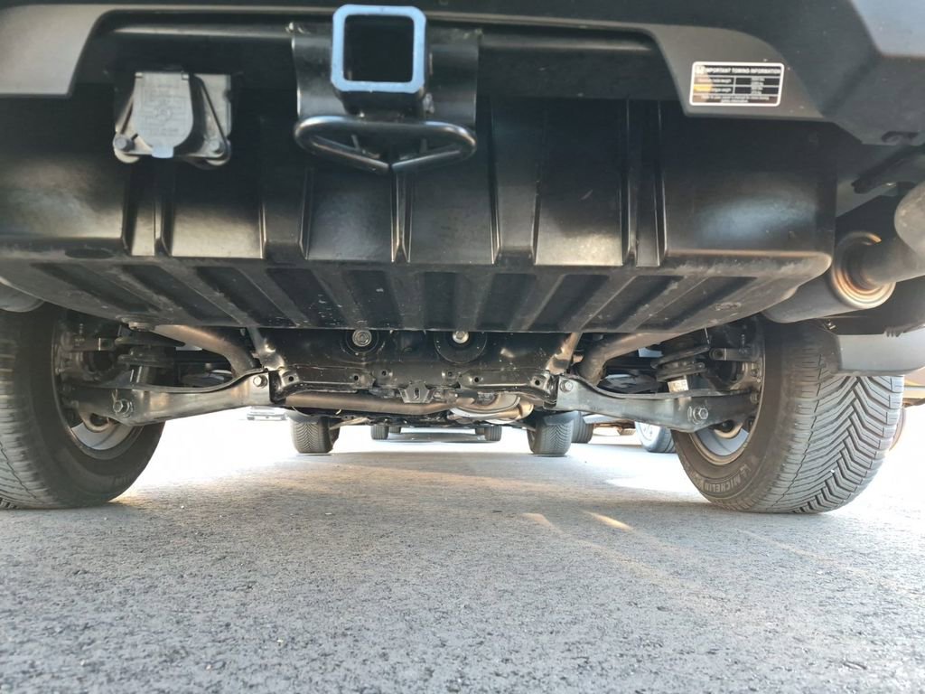 Used 2025 Honda Ridgeline Black Edition image 17